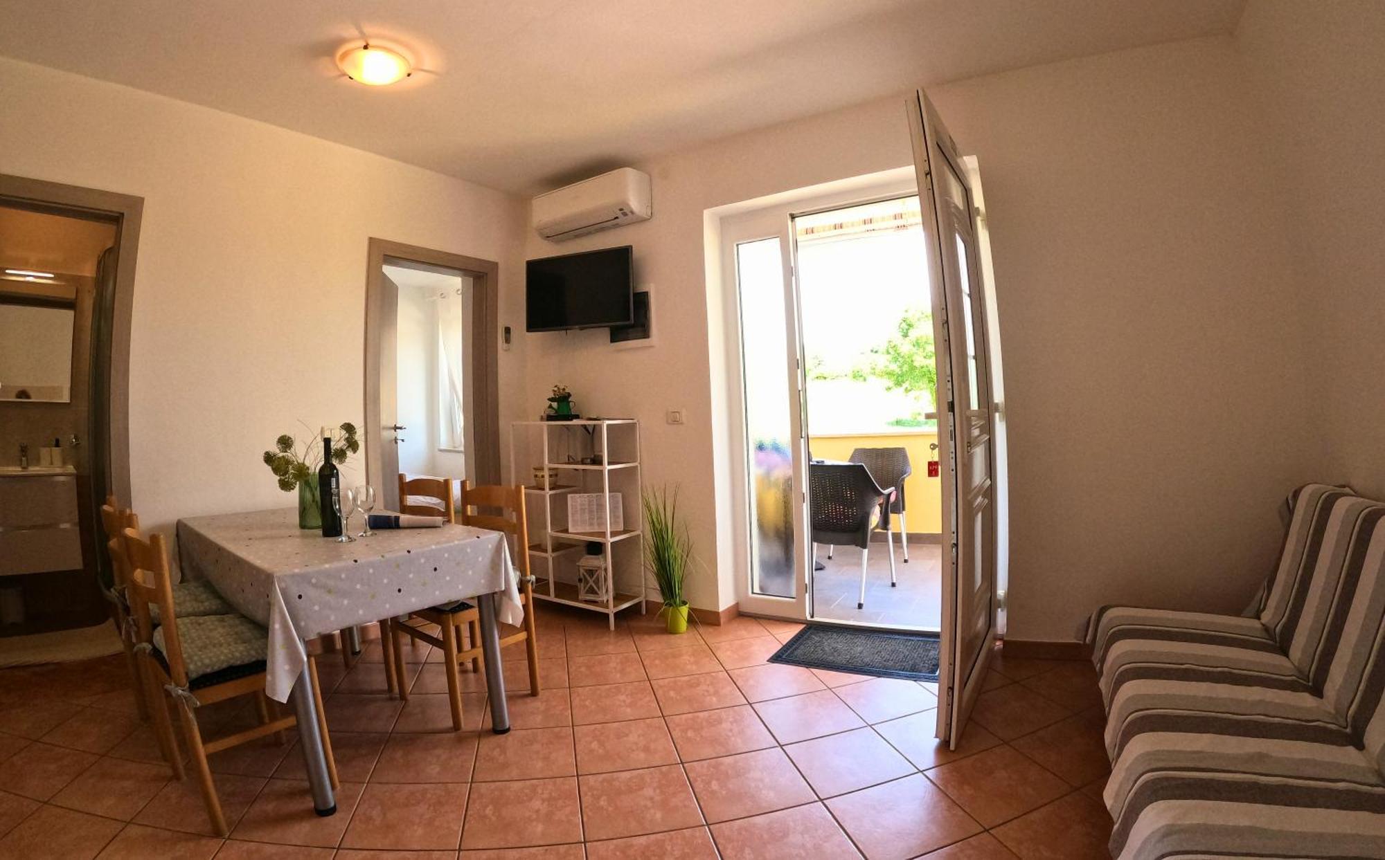 Apartments Goltes Lovrečica Екстериор снимка